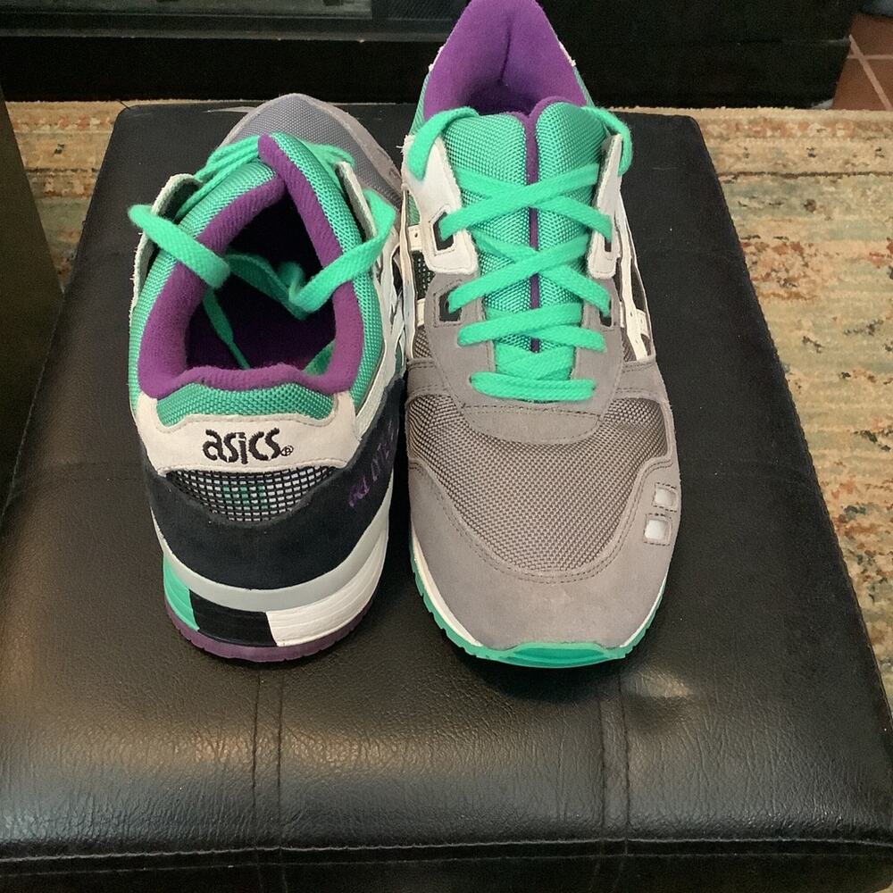 ASICS Gel Lyte 3 'Grape' size men’s 8.5 or Women’s 10